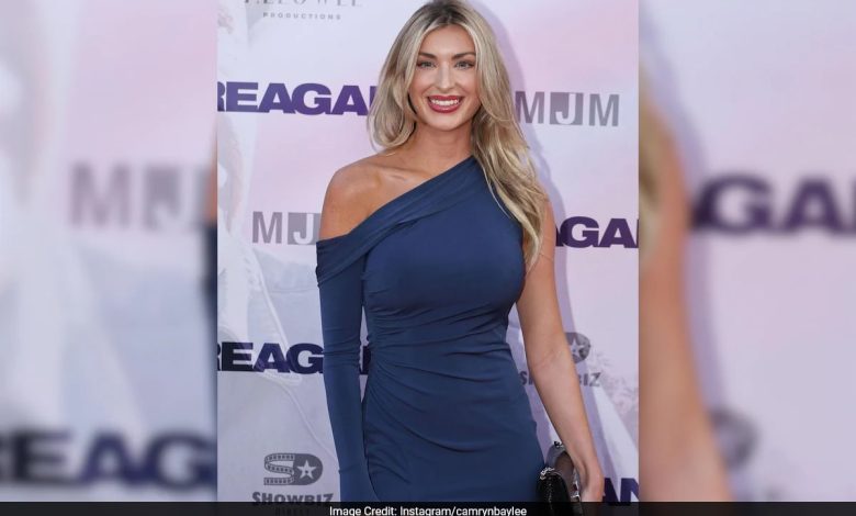 Video: Mantan pejabat trump Camryn Kinsey runtuh langsung di udara