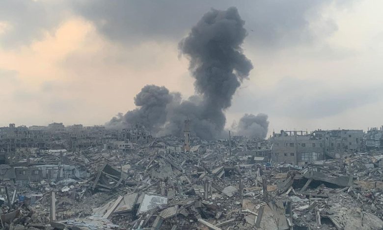 Lebih dari 100 orang telah tewas di Gaza sejak Jumat.