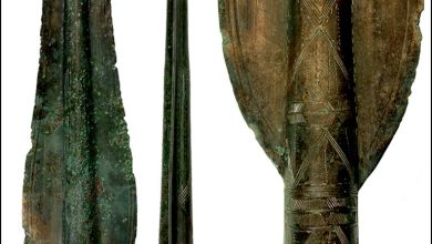 close-up tombak logam