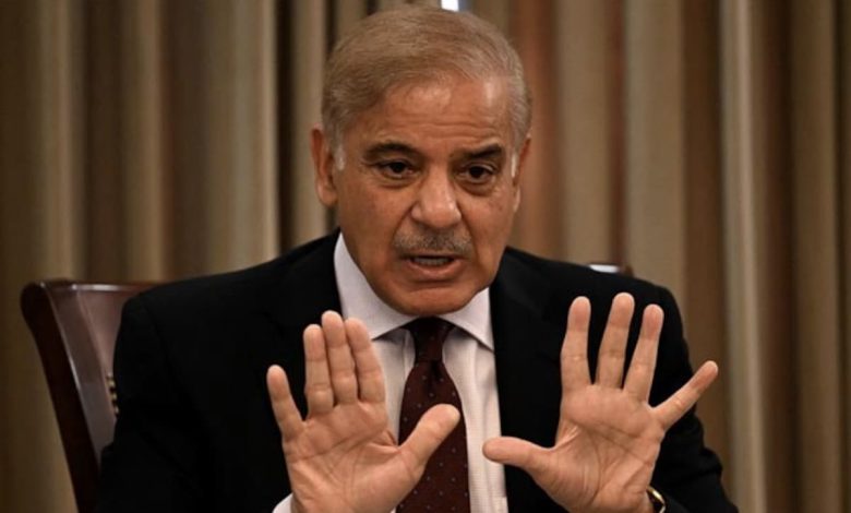 Pakistan PM Shehbaz Sharif menawarkan dialog dengan India "untuk perdamaian"