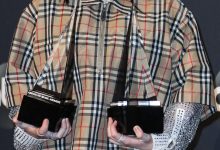 Billie Eilish di 2019 American Music Awards - Ruang Pers