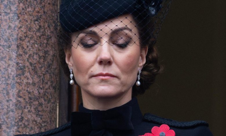 Kate Middleton menghadiri Layanan Peringatan Nasional di Cenotaph, London, Inggris, pada 10 November 2024.