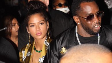 Diddy dan Cassie terlihat di Karnaval Neon di Coachella