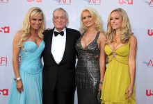 Holly Madison, Hugh Hefner, Bridget Marquardt, dan Kendra Wilkin.