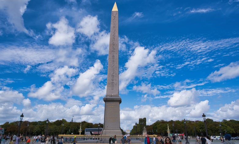 'Propaganda' memuji Ramses II ditemukan di obelisk Mesir kuno yang terkenal di Paris, klaim Egyptologist