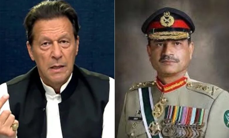Seharusnya memberi dirinya gelar 'raja': Imran Khan membanting kepala tentara pak
