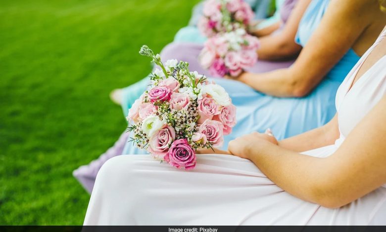 Maid of Honor berencana untuk mundur setelah perilaku "mengendalikan, agresif" pengantin pria