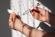 Bisakah obat penurunan berat badan membantu Anda minum lebih sedikit alkohol?