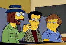 The Simpsons, ruang penulis pertunjukan yang gatal dan gatal, penulis di sebelah kiri (mengenakan kacamata dan topi biru) menyuarakan keberatan