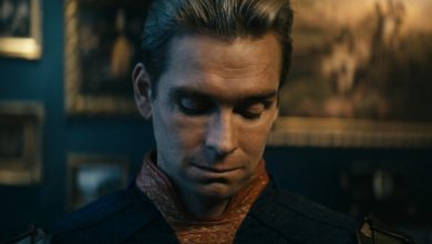 Antony Starr sebagai Homelander memandang rendah anak laki -laki