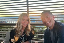 Kelly Ripa dan Mark Consuelos saat makan malam