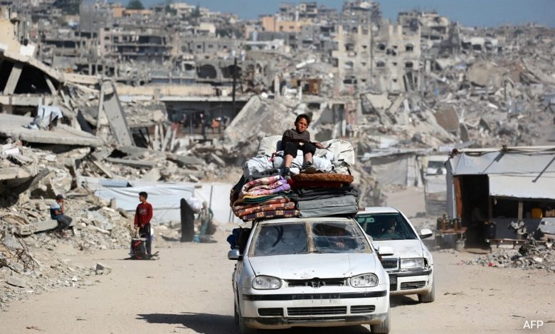 Penyelamat mengatakan 100 mati saat Israel meluncurkan ofensif Gaza segar