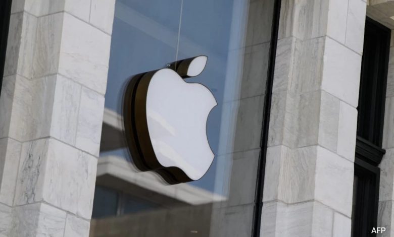 Apple mengharapkan hit tarif $ 900 juta saat menggeser pasokan iPhone AS ke India