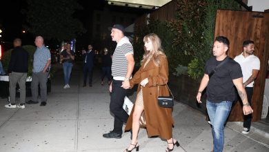 Taylor Swift dan Travis Kelce menikmati kencan romantis malam dengan teman -teman Patrick dan Brittany Mahomes di NYC Sunday