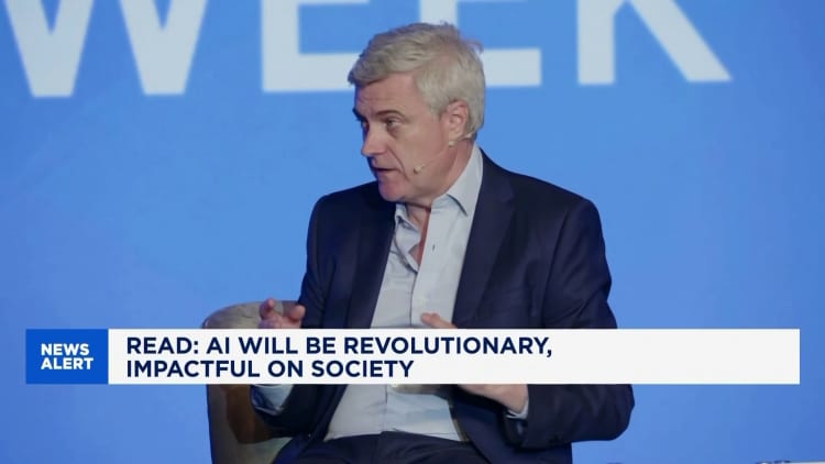 CEO WPP yang keluar mengatakan AI akan 'merevolusi' bisnis periklanan