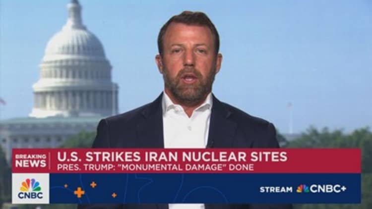 Senator Mullin mengatakan Intel menunjukkan Iran tidak memindahkan bahan nuklir dari Fordo meskipun klaim