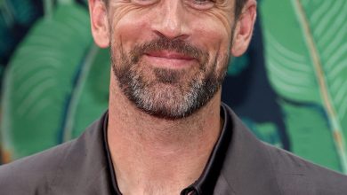 Aaron Rodgers untuk segera kembali ke NFL, berjalan tanpa tongkat
