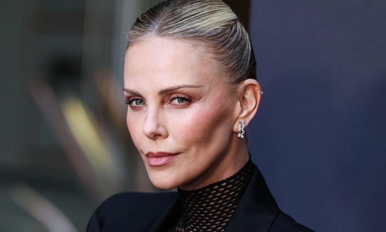 Charlize Theron di Los Angeles pemutaran perdana Netflix 'The Old Guard 2'