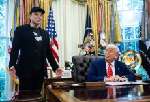 Elon Musk dan Donald Trump di Kantor Oval