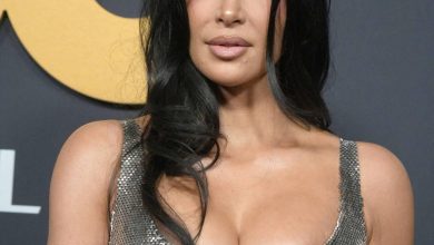 Kim Kardashian di SNL 50