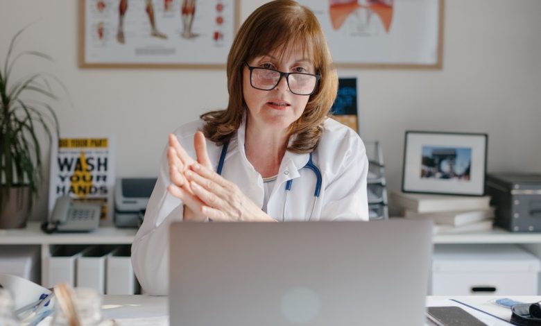 Lapisan Kesehatan, Mitra Kesehatan Intermountain untuk Pelaporan Registri Klinis