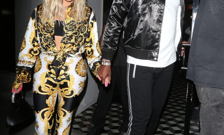 Khloe dan Tristan meninggalkan makan malam pada tahun 2018.
