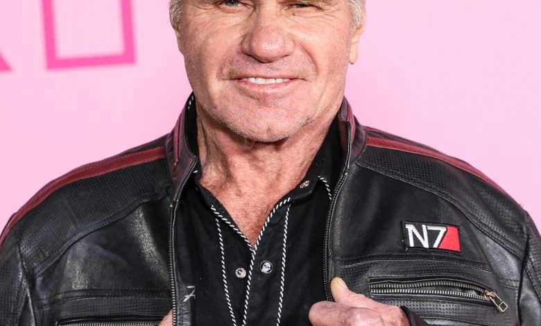 Martin Kove di Los Angeles Premiere dan acara penggemar untuk Netflix's 'Squid Game' Season 2