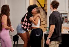 Riley Burruss dan Gia Giudice memeluk selama episode en