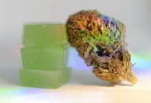 Gulma mungkin buruk bagi hati Anda, apakah Anda merokok atau mengonsumsi edibles