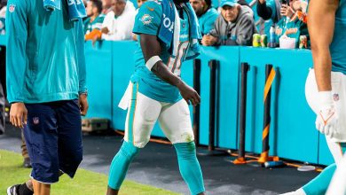 NFL's Tyreek Hill ditampar dengan dua tuntutan hukum yang menuntut tunjangan anak