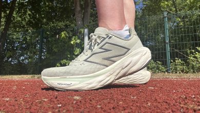Sepatu lari balance 1080 v14 baru, pemandangan dari samping