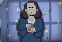 Carol berbaring di tempat tidur memegang buku di Carol & The End of the World