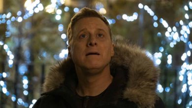 Alan Tudyk sebagai Harry Vanderspeigle pada penduduk Alien