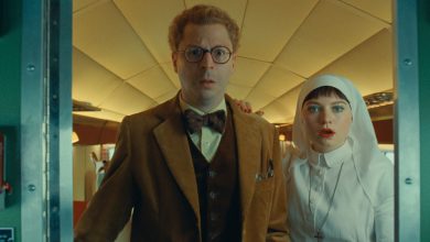 Michael Cera sebagai Bjorn dan Mia Threapleton sebagai Liesl dalam Skema Phoenician dari Direktur Anderson