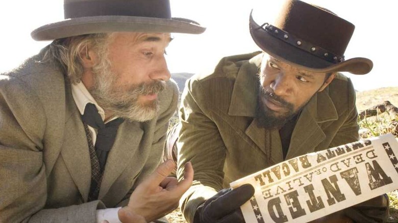 Christopher Waltz Dr. King Schultz dan Jamie Foxx Django Melihat Poster Dicari di Django Unchained