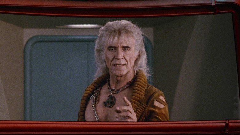 Khan di layar tampilan di Star Trek II: The Wrath of Khan