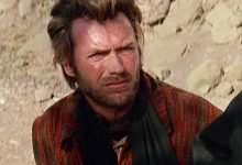 Clint Eastwood sebagai Hogan menyipit di dua bagal untuk Sister Sara