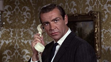 Sean Connery menerima panggilan telepon penting sebagai James Bond dari Rusia dengan cinta