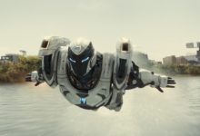 Riri Williams dari Dominique Thorne Terbang di Power Armor di Ironheart