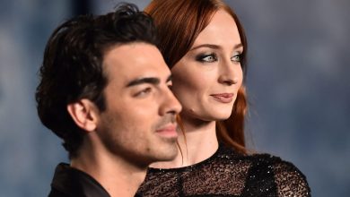 Joe Jonas dan Sophie Turner di Vanity Fair Oscar Party
