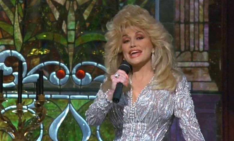 Dolly Parton membintangi sitkom yang tidak mungkin ditonton