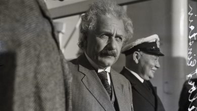 'Bahaya mengerikan untuk semua umat manusia': surat anti-perang Einstein yang kuat akan dilelang